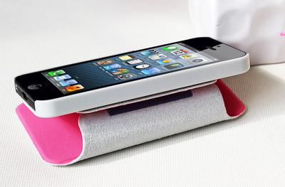 輕盈奢華 2012年新款韓版iPhone5專用手機皮套如何定義經典與實用并存？